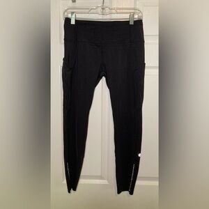 Lululemon 🟣 27" Waist Black Leggings